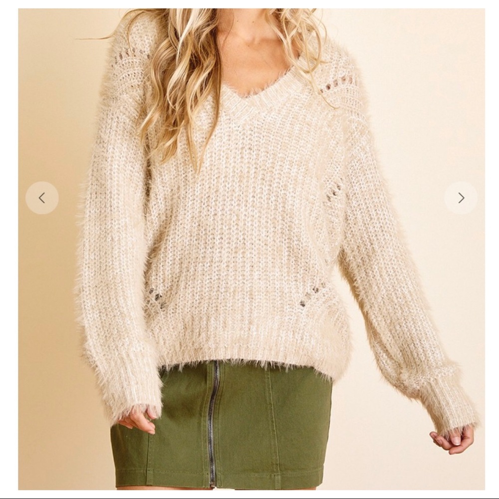 Fashionable chic Fuzzy V neck Sweater - Picture 3 of 7